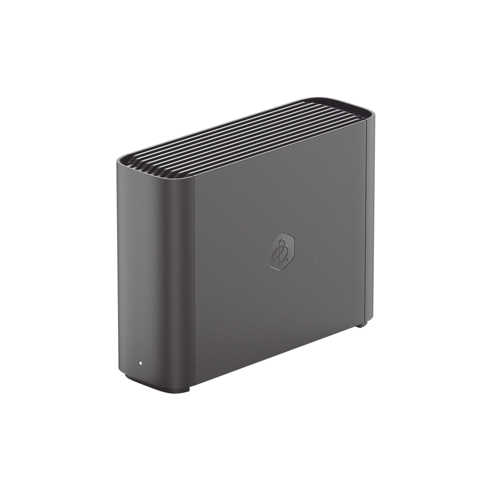 Dispositivo de Almacenamiento BeeStation | 4 TB | CPU Realtek RTD1619B | RAM DDR4 1 GB | Puertos USB-A y USB-C 3.2 | Puerto LAN 1 GbE | Compatibilidad con Windows, macOS, iOS y Android | Certificaciones FCC, CE, UKCA, BSMI, RCM, EAC, KC, VCCI, BIS.