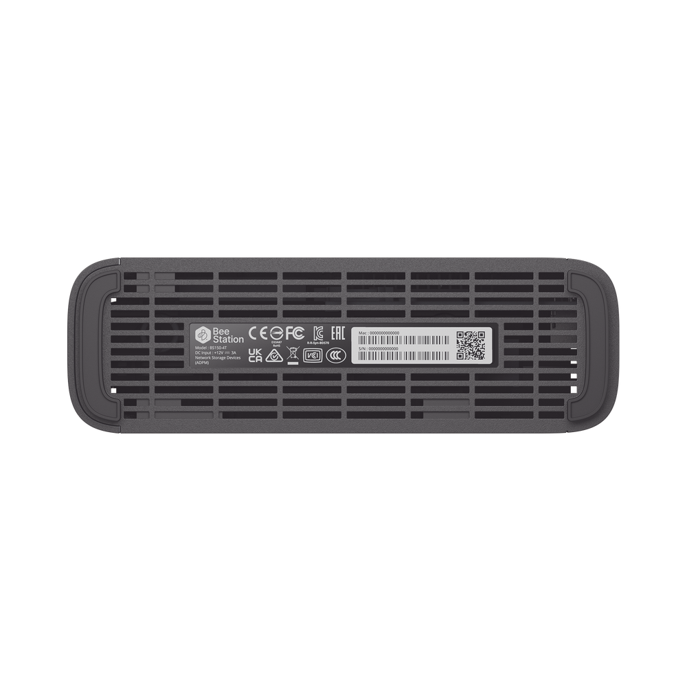 Dispositivo de Almacenamiento BeeStation | 4 TB | CPU Realtek RTD1619B | RAM DDR4 1 GB | Puertos USB-A y USB-C 3.2 | Puerto LAN 1 GbE | Compatibilidad con Windows, macOS, iOS y Android | Certificaciones FCC, CE, UKCA, BSMI, RCM, EAC, KC, VCCI, BIS.