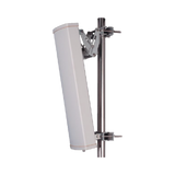 Antena sectorial para 2G, 3G, 4G y 5G de telefonía celular / 15 dBi / Multi Banda / Rango de Frecuencia (698-960 / 1710-2700 MHz).