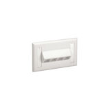 Placa de Pared Horizontal, Salida Para 4 Puertos Keystone, Con Espacios Para Etiquetas, Color Blanco Mate