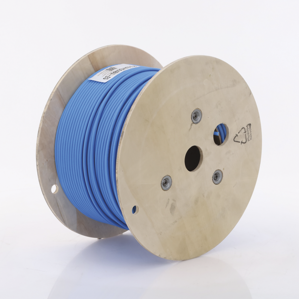 Bobina de Cable UTP de 4 Pares, Vari-MaTriX HD, Cat6A, 23 AWG, LSZH-3 (Libre de Gases T�xicos), Color Azul, 305 Metros (1000 Pies)