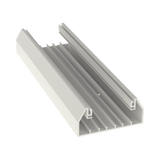 Base para canaleta T-70, de PVC rígido, con orificios perforados para montaje, 103.3 x 44.9 x 2400 mm, Color Blanco Mate