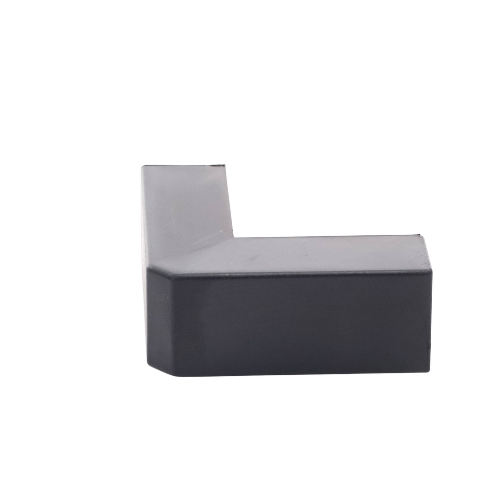 Esquinero Exterior Color Negro de PVC Auto Axtinguible, Para Canaleta TMK-1720-N-CC (5210-02003)