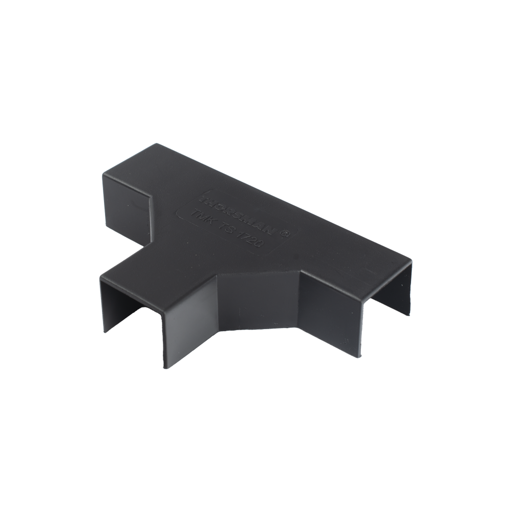Sección en "T" Color Negro de PVC Auto Extinguible, Para Canaleta TMK-1720-N-CC (5240-02003)
