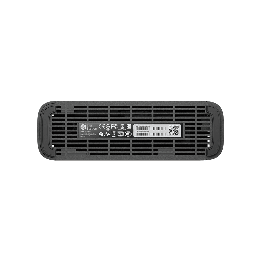 Dispositivo de Almacenamiento BeeStation | 4 TB | CPU Realtek RTD1619B | RAM DDR4 1 GB | Puertos USB-A y USB-C 3.2 | Puerto LAN 1 GbE | Compatibilidad con Windows, macOS, iOS y Android | Certificaciones FCC, CE, UKCA, BSMI, RCM, EAC, KC, VCCI, BIS.