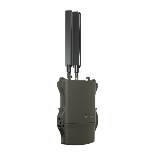 (NetMetal ax) – Radio conectorizado Wi-Fi 6 doble banda, Gigabit y SFP+ 2.5G para exteriores
