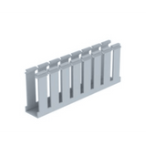 Canaleta Ranurada de PVC sin Tapa, Tipo G, 1.25 in de Ancho, 3.12 in de Alto y 1800 mm de Largo, Color Gris