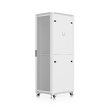 UACC Rack Cabinet 42U (600 × 800 mm) – Gabinete de Piso Totalmente Ensamblado con Ventiladores Integrados, Paneles Removibles, Ruedas con Seguro y Puerta Frontal Perforada para Óptimo Flujo de Aire